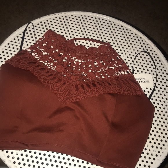 Forever 21 Tops - Forever 21 crop top